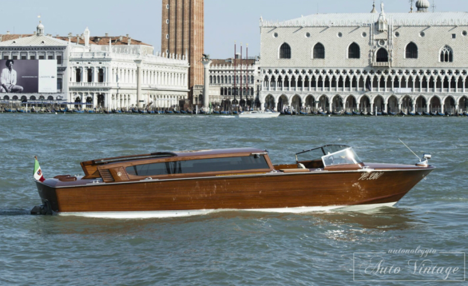 Scopri di più sull'articolo Water Taxi Motoscafo