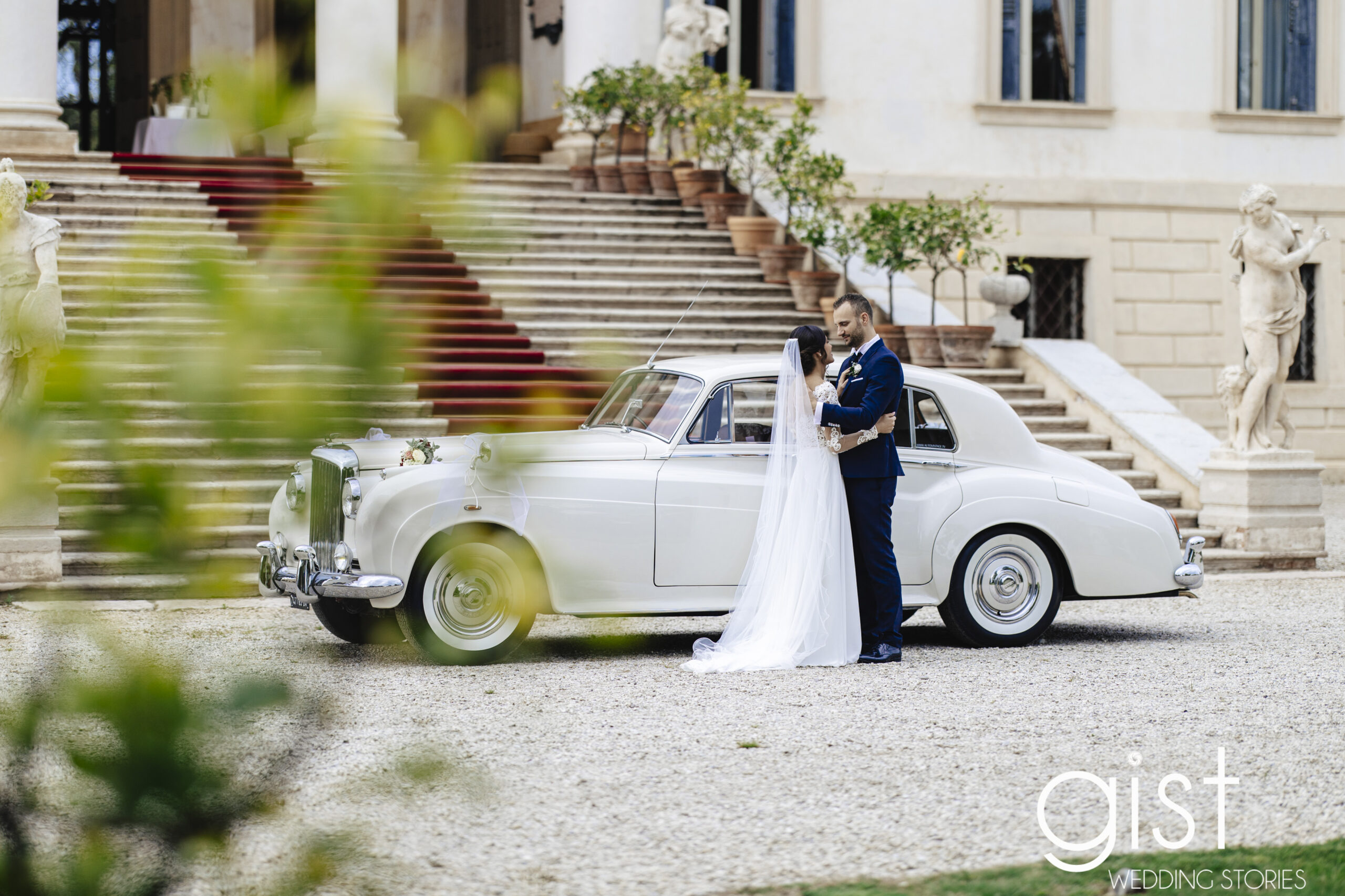 Scopri di più sull'articolo Bentley S1 Bianco
