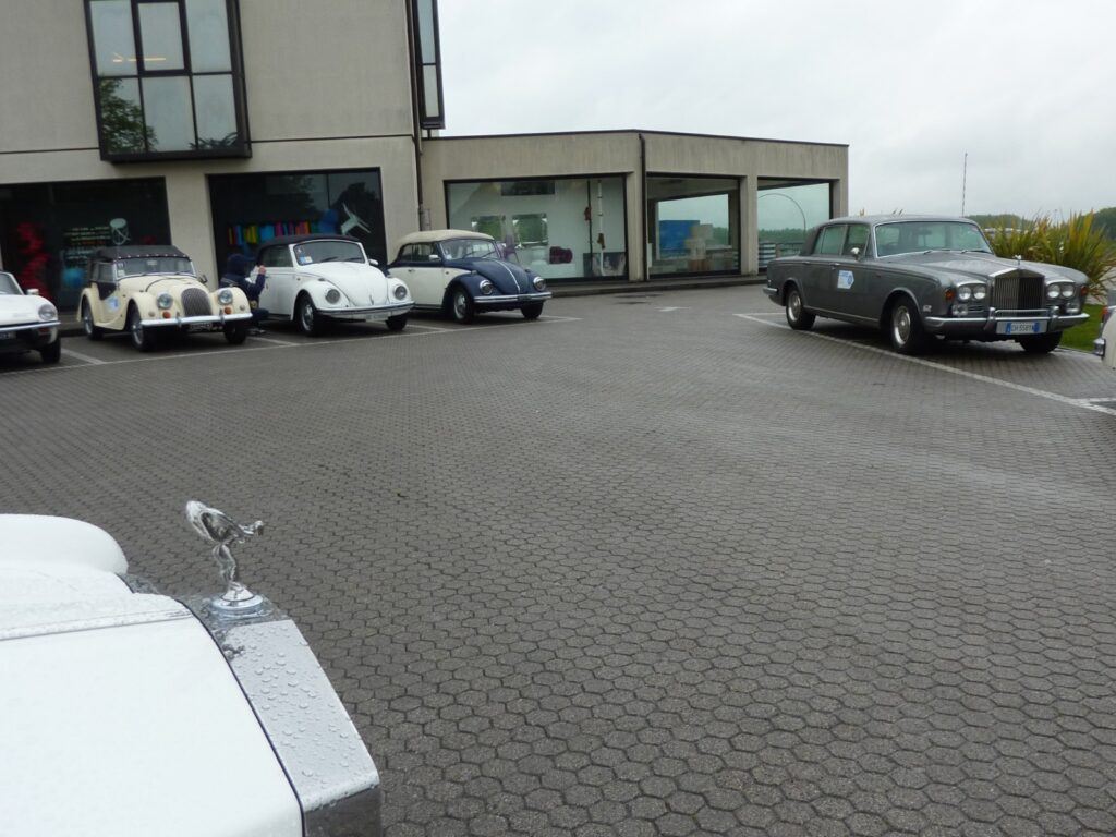 6da7084f-8658-4d30-a57c-6f7e4c0516a6