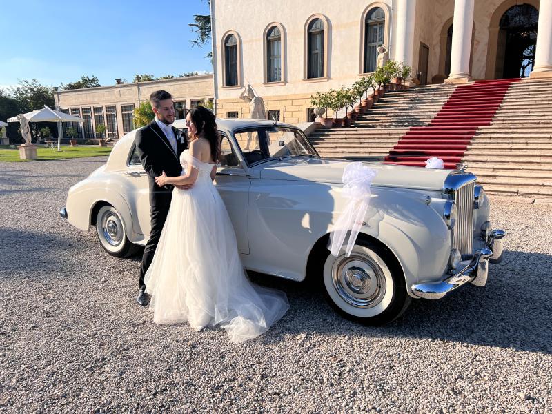 Bentley bianca matrimonio 1