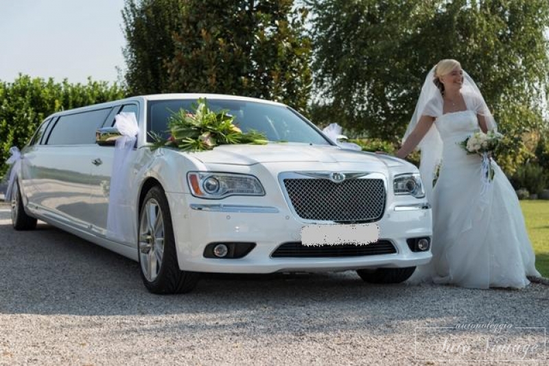 noleggio-limousine-pordenone-aviano-sacile (6)